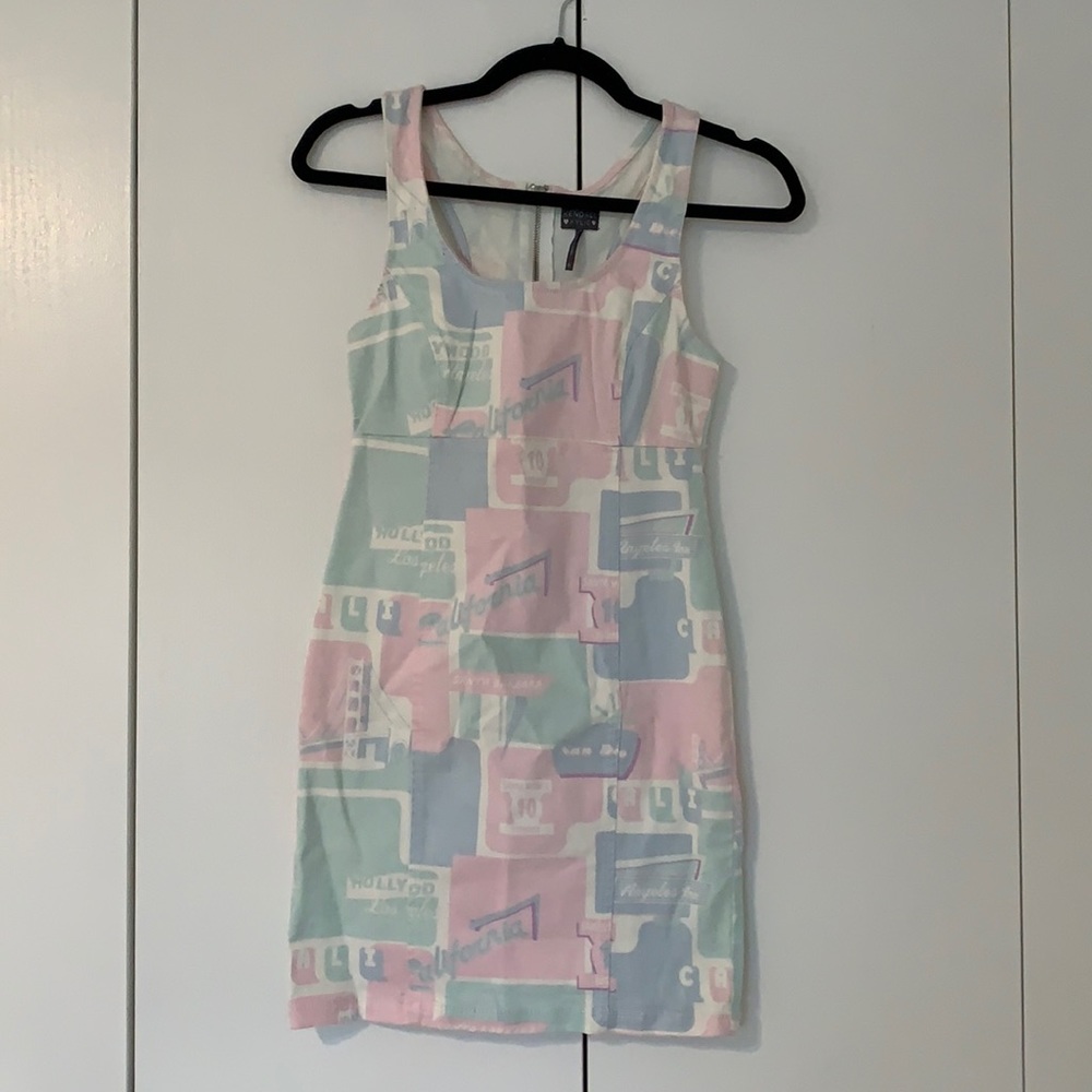 Kendall & Kylie pastel print mini